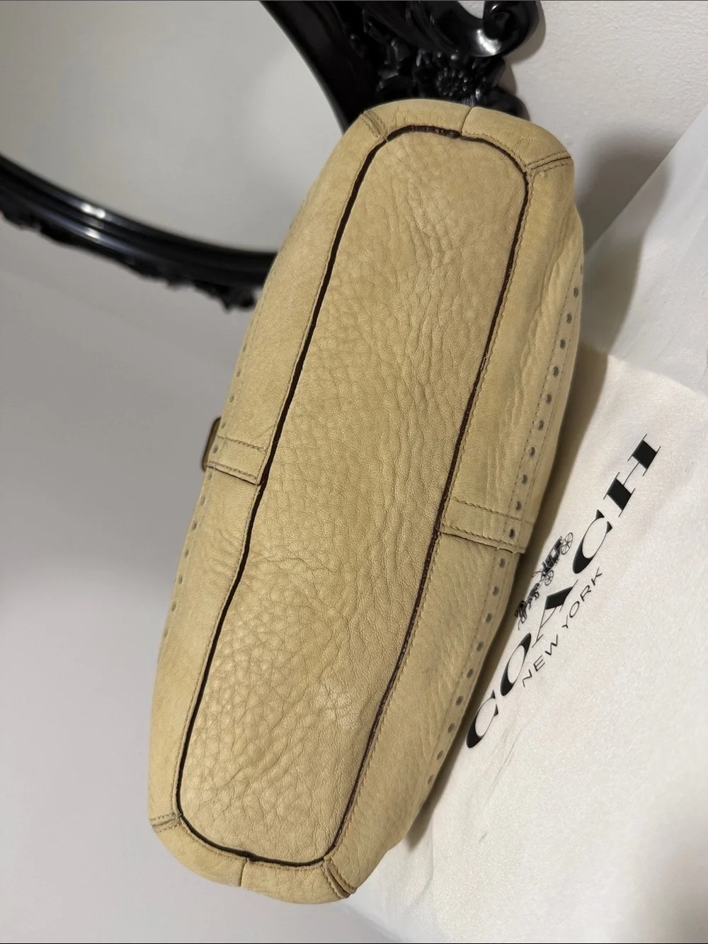 Coach Y2k 5054 Beige Leather Hobo Bag 🎀🎀🎀